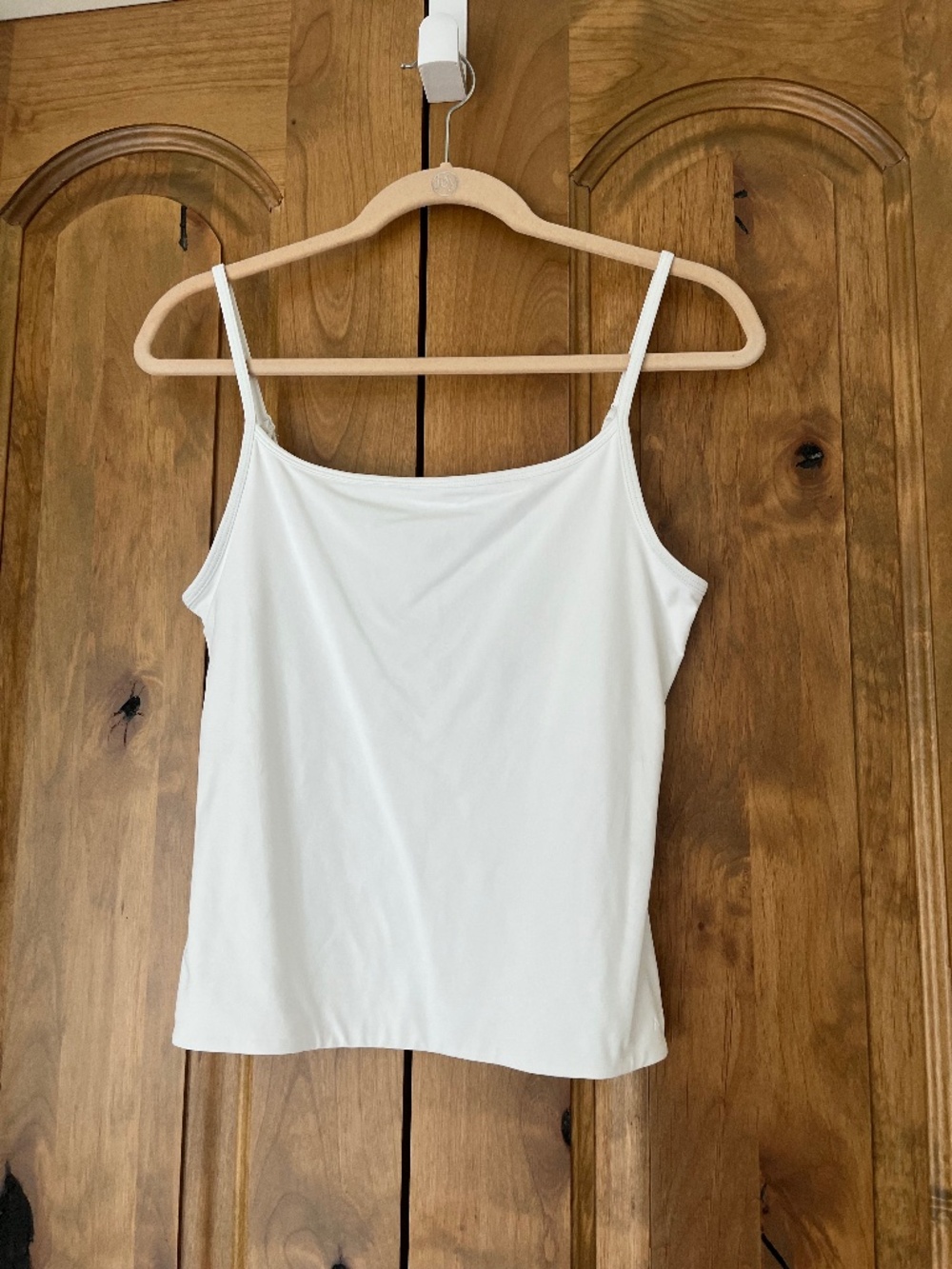 Aritzia ORIGINAL CONTOUR SWOOP CAMI TANK Bright White Large
